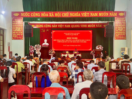 Kinh tế - Chính trị