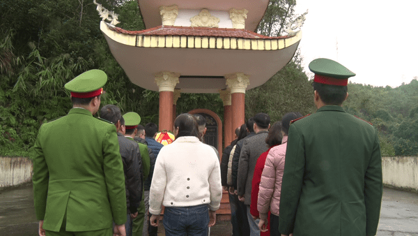 Xã Tri Lễ tổ chức lễ dâng hương Nhà bia liệt sĩ nhân dịp Tết Nguyên đán Bính Ngọ năm 2026