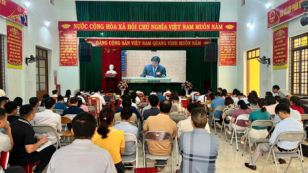 Hội nghị toàn quốc nghiên cứu, học tập, quán triệt và triển khai thực hiện Nghị quyết Hội nghị lần thứ hai Ban Chấp hành Trung ương Đảng khóa XIV