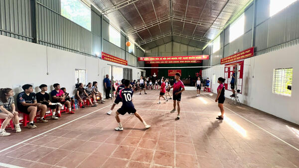 Giải Bóng chuyền hơi chào mừng thành công cuộc bầu cử đại biểu Quốc hội khóa XVI và đại biểu HĐND các cấp nhiệm kỳ 2026-2031 và kỷ niệm 136 năm Ngày sinh Chủ tịch Hồ Chí Minh (19/5/1890 - 19/5/2026)